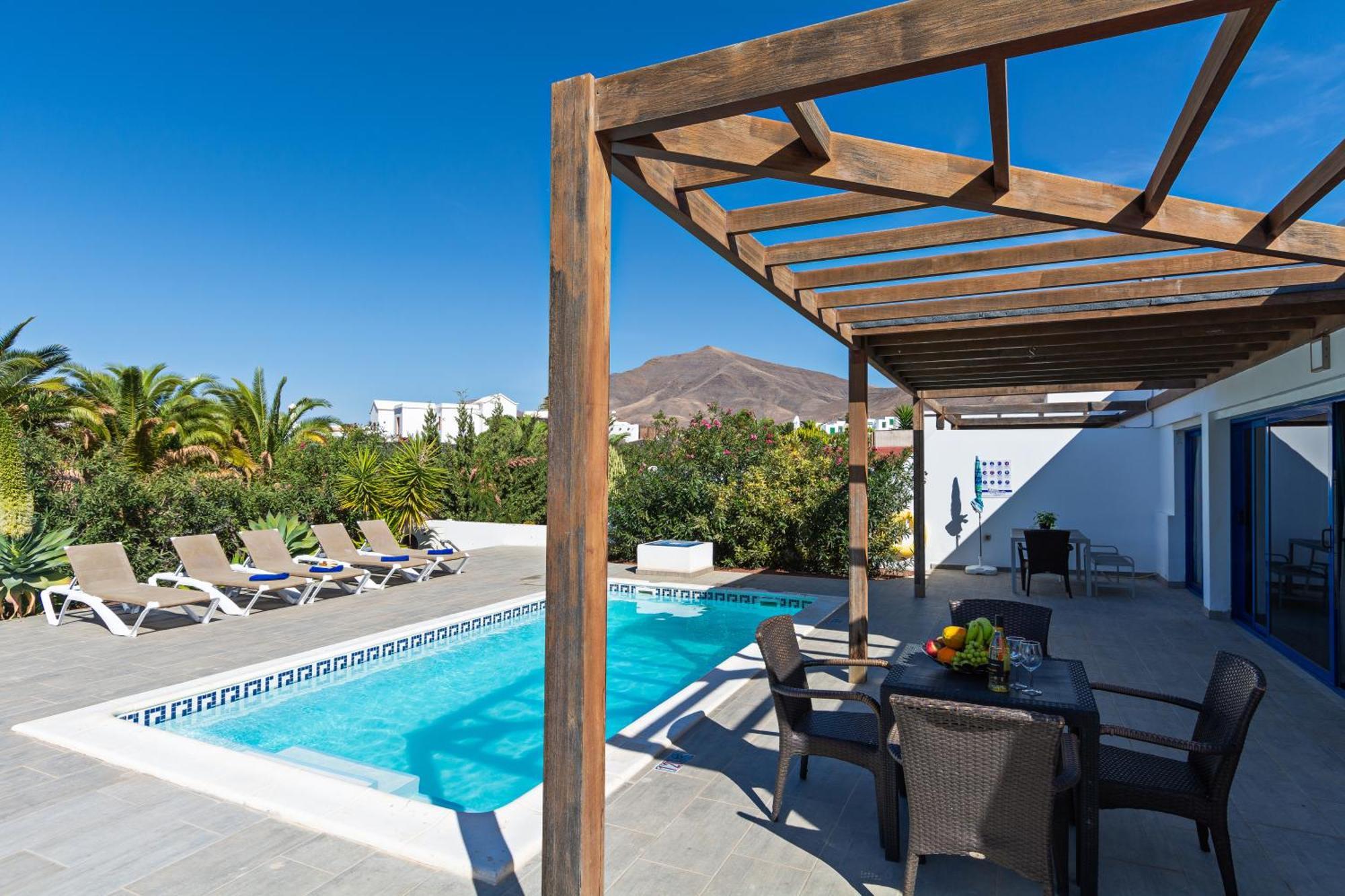 Villa Cangrejita Private Pool Playa Blanca By Pvl Bagian luar foto