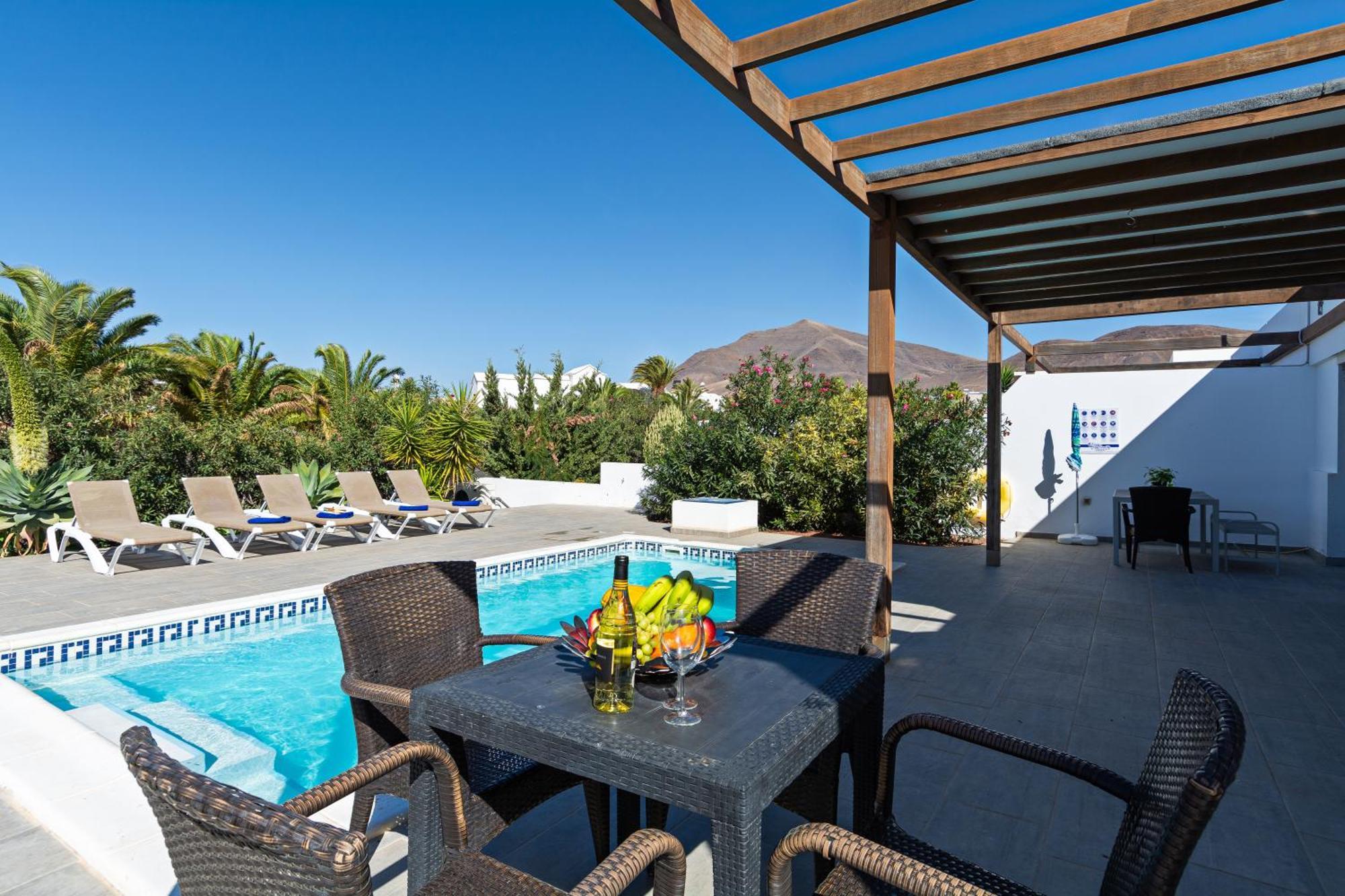 Villa Cangrejita Private Pool Playa Blanca By Pvl Bagian luar foto